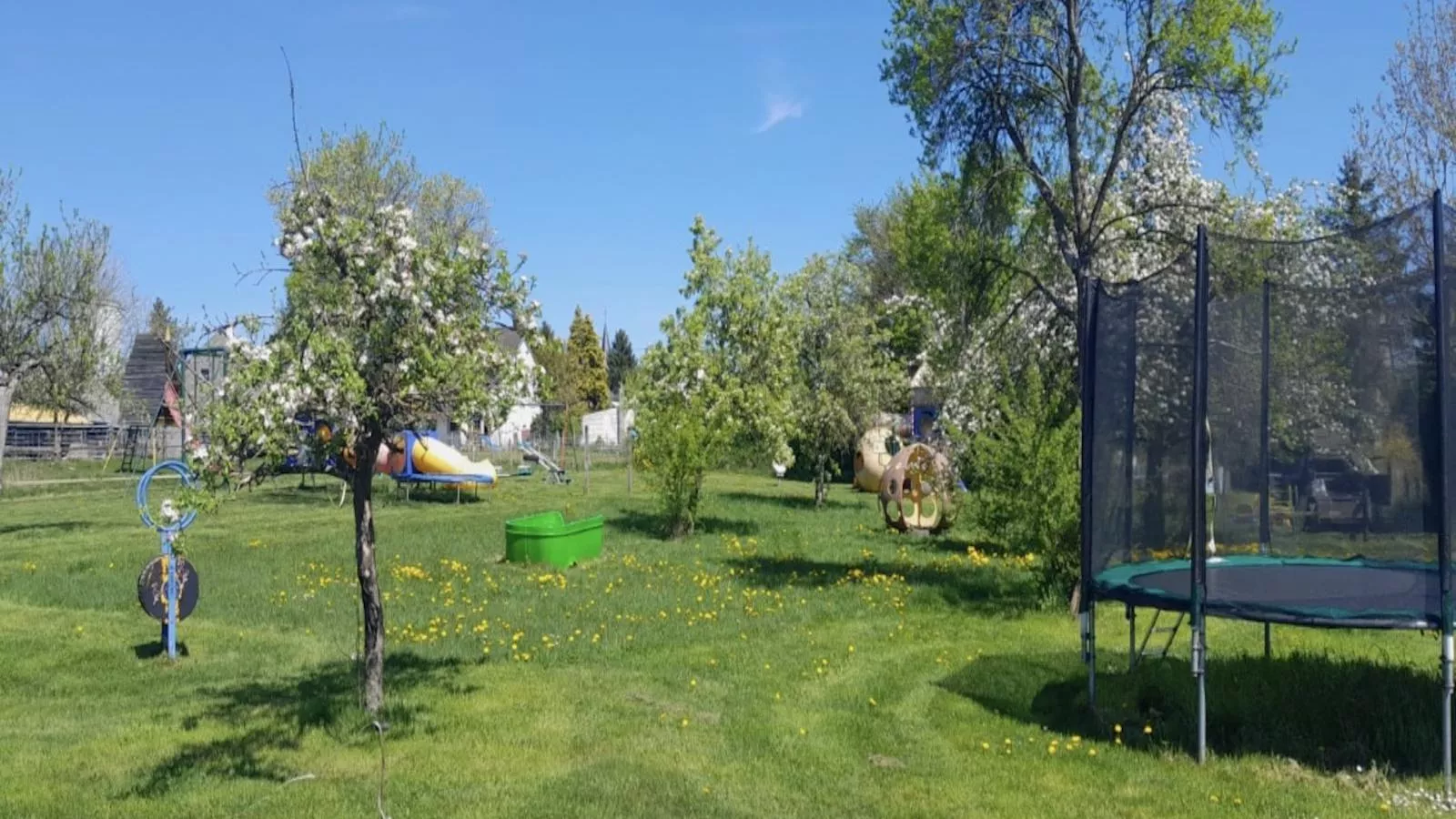 Großlangenfeld-Garten Sommer