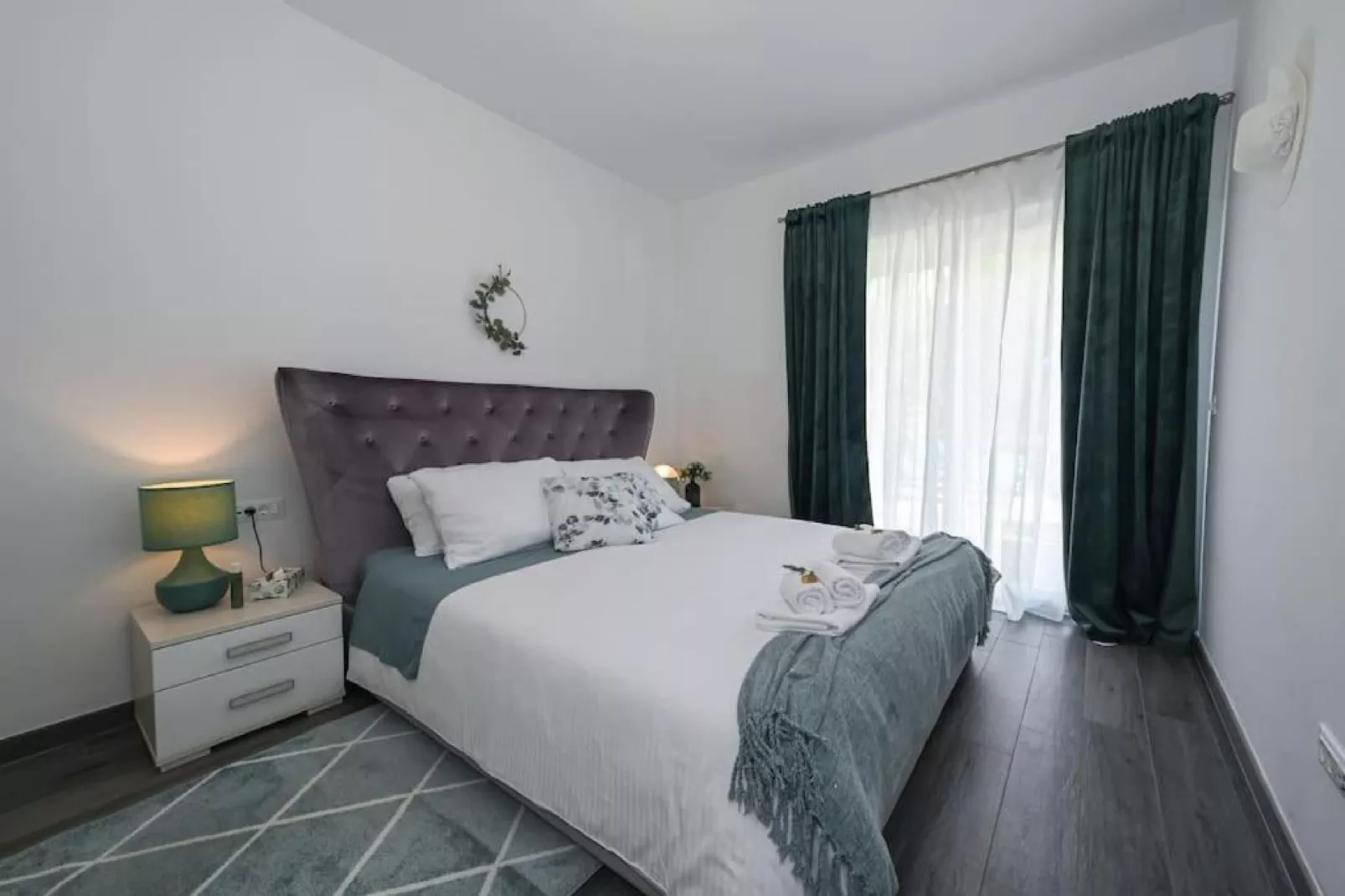 Villa Anita - Five Bedroom Villa with Swimming pool - Schlafzimmer