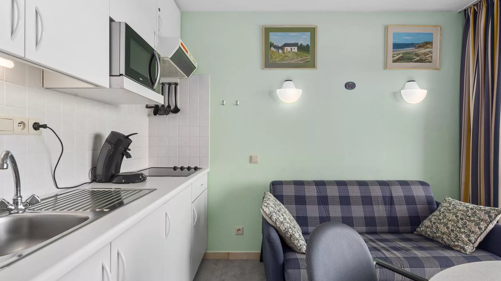 Ocean Suites - 714-Kitchen