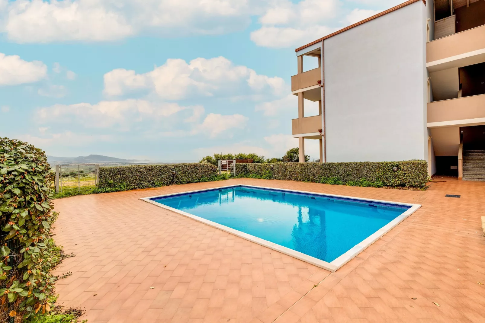 ATTICO BADESI CON PISCINA - Schwimmbad