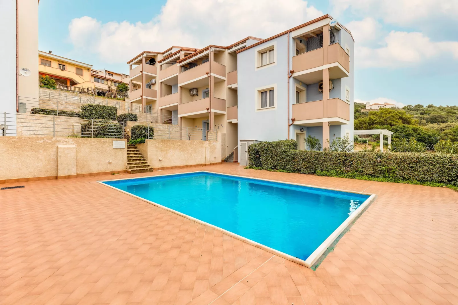 ATTICO BADESI CON PISCINA - Schwimmbad