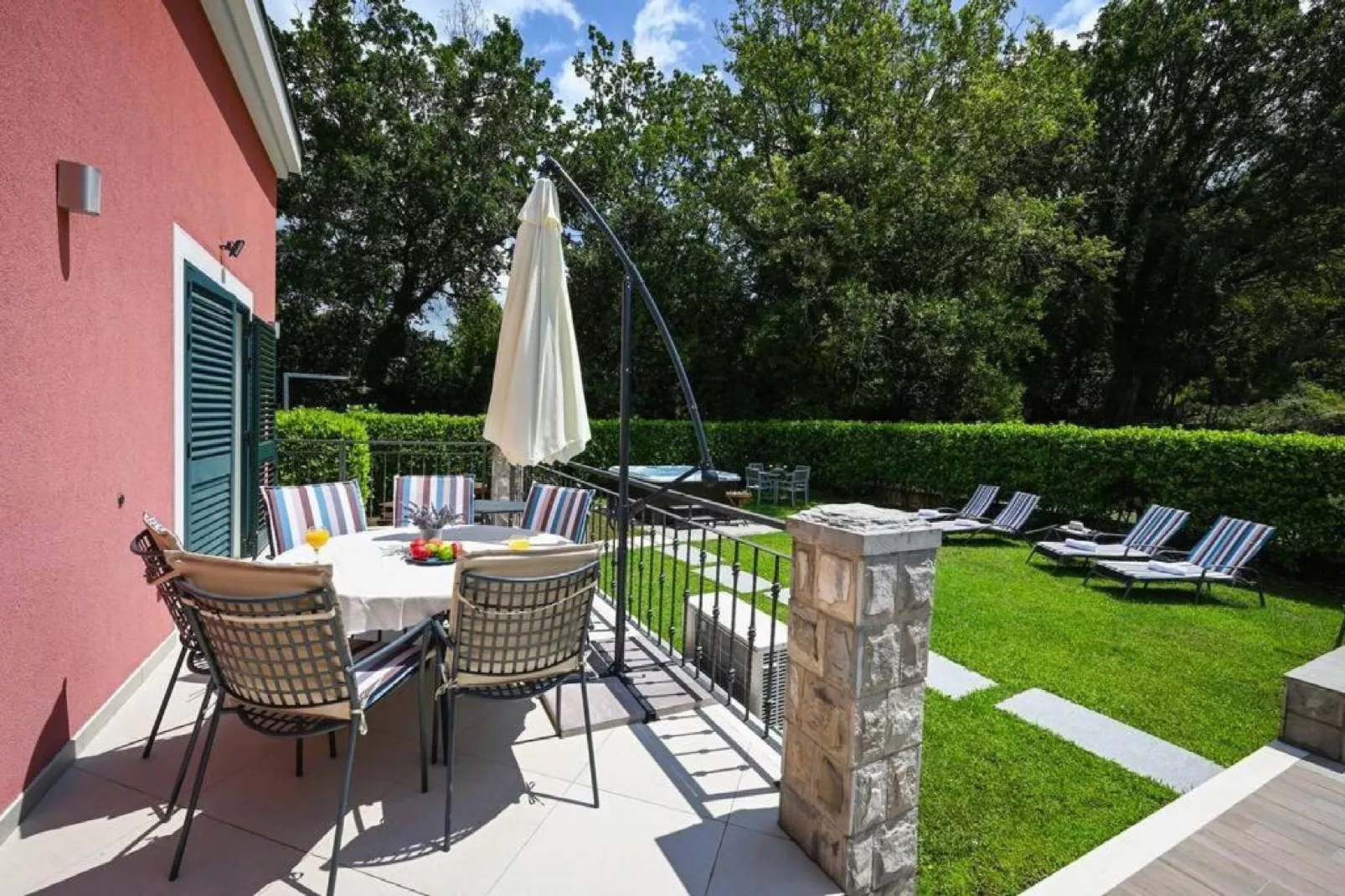 Villa Anita - Five Bedroom Villa with Swimming pool - Im Freien