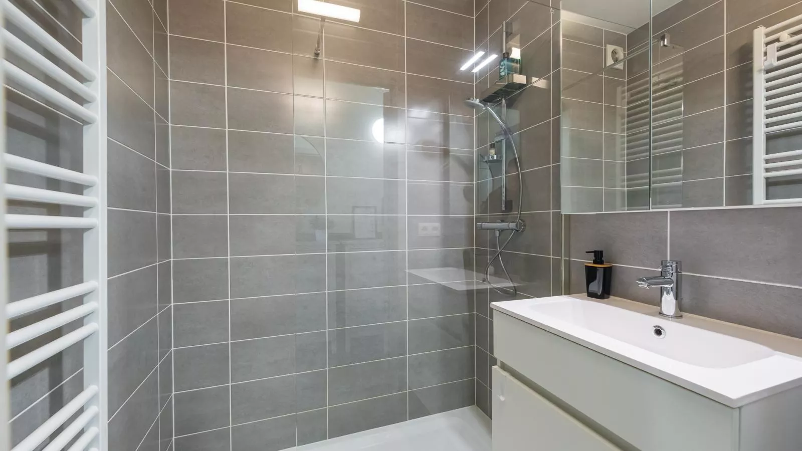 Beaulieu - 0302-Badezimmer