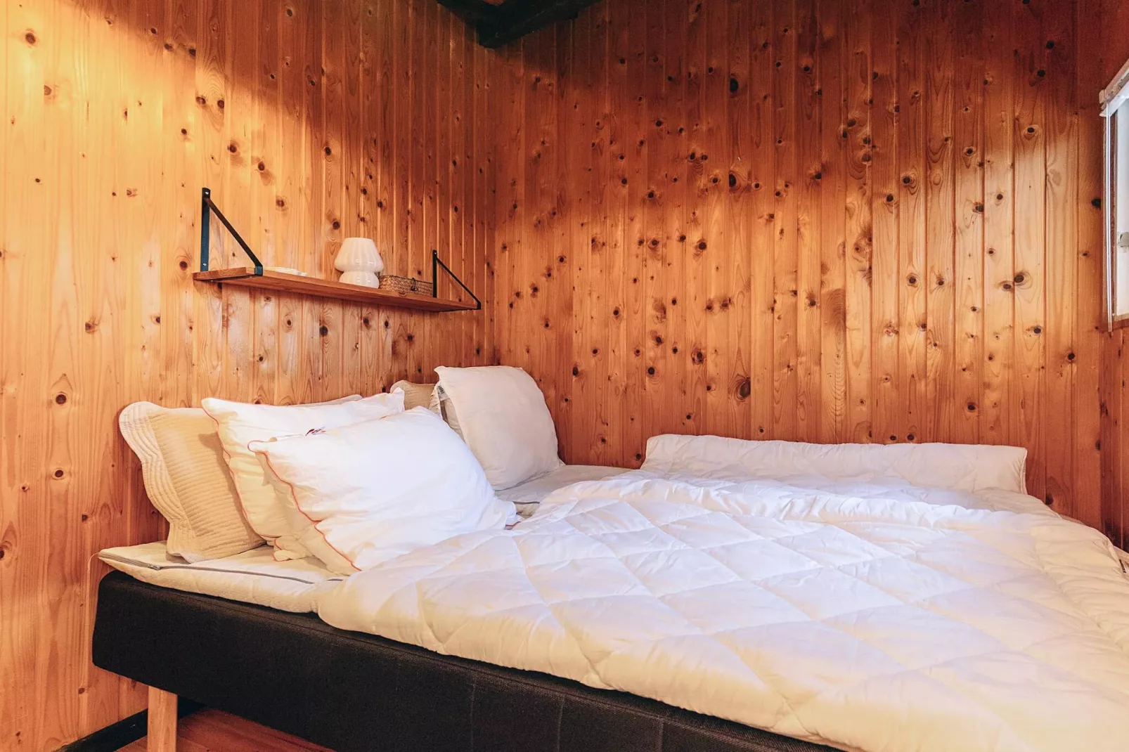 Ferienhaus in der Nähe eines Angelsees-Innenbereich