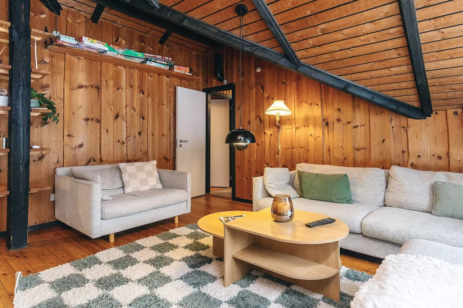 Ferienhaus in der Nähe eines Angelsees-Innenbereich