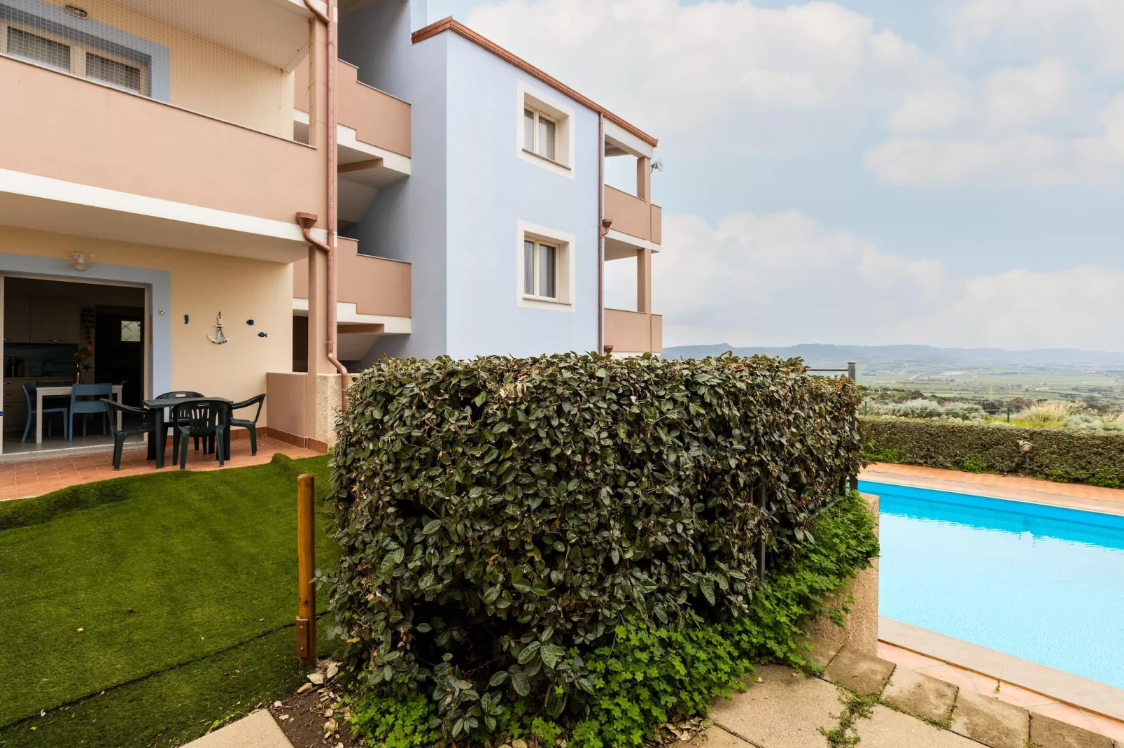 BILO BADESI CON PISCINA - Schwimmbad