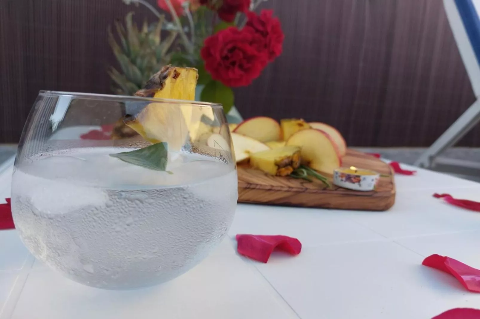 Mihael Holiday House - Three Bedroom Holiday Home with jacuzzi-Im Freien