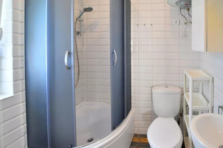 Domy wakacyjne w Rusinowie-Bathroom