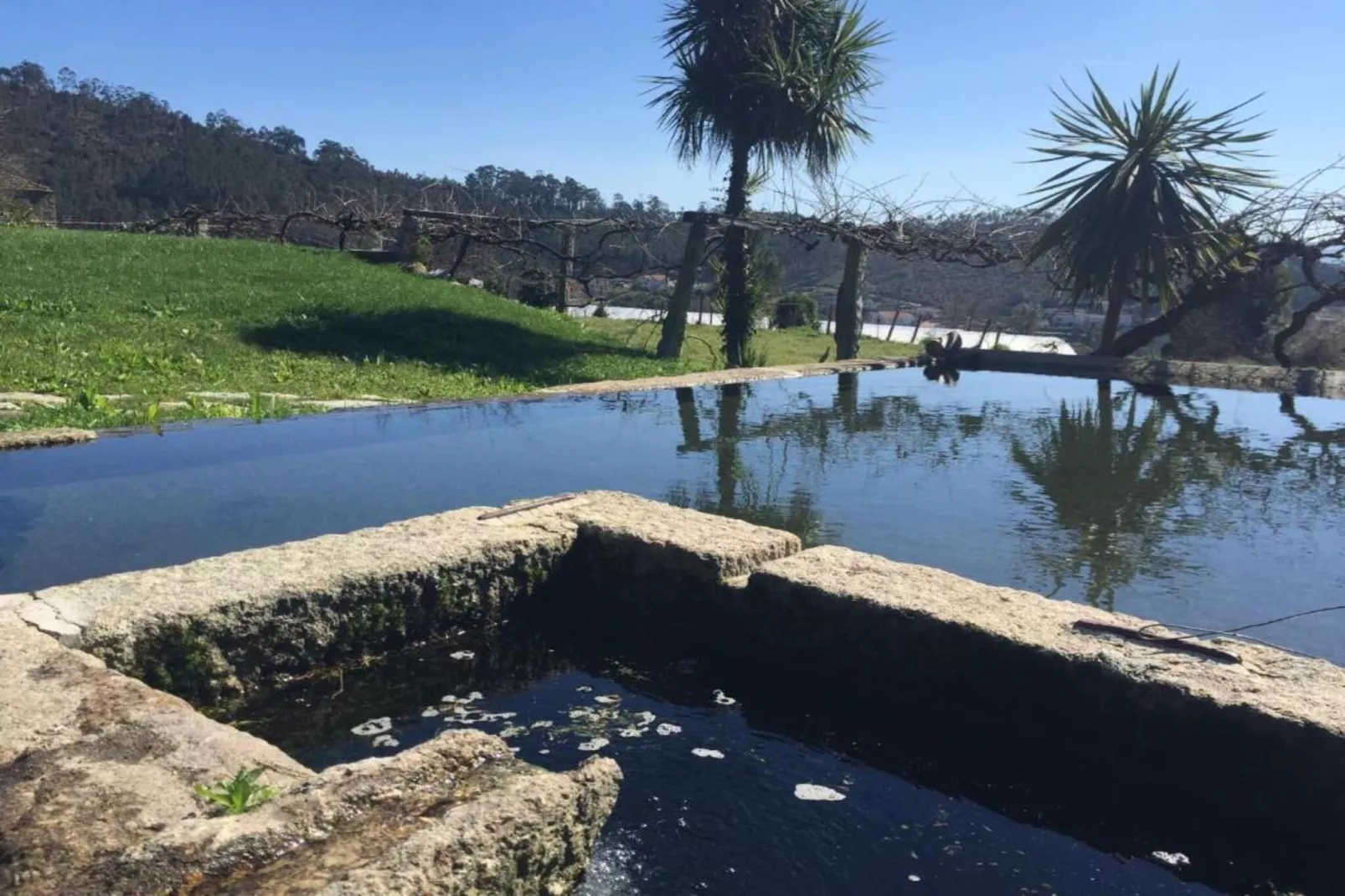 Casa da Ventozella/Triple Room with Private Bathroom-View in summer
