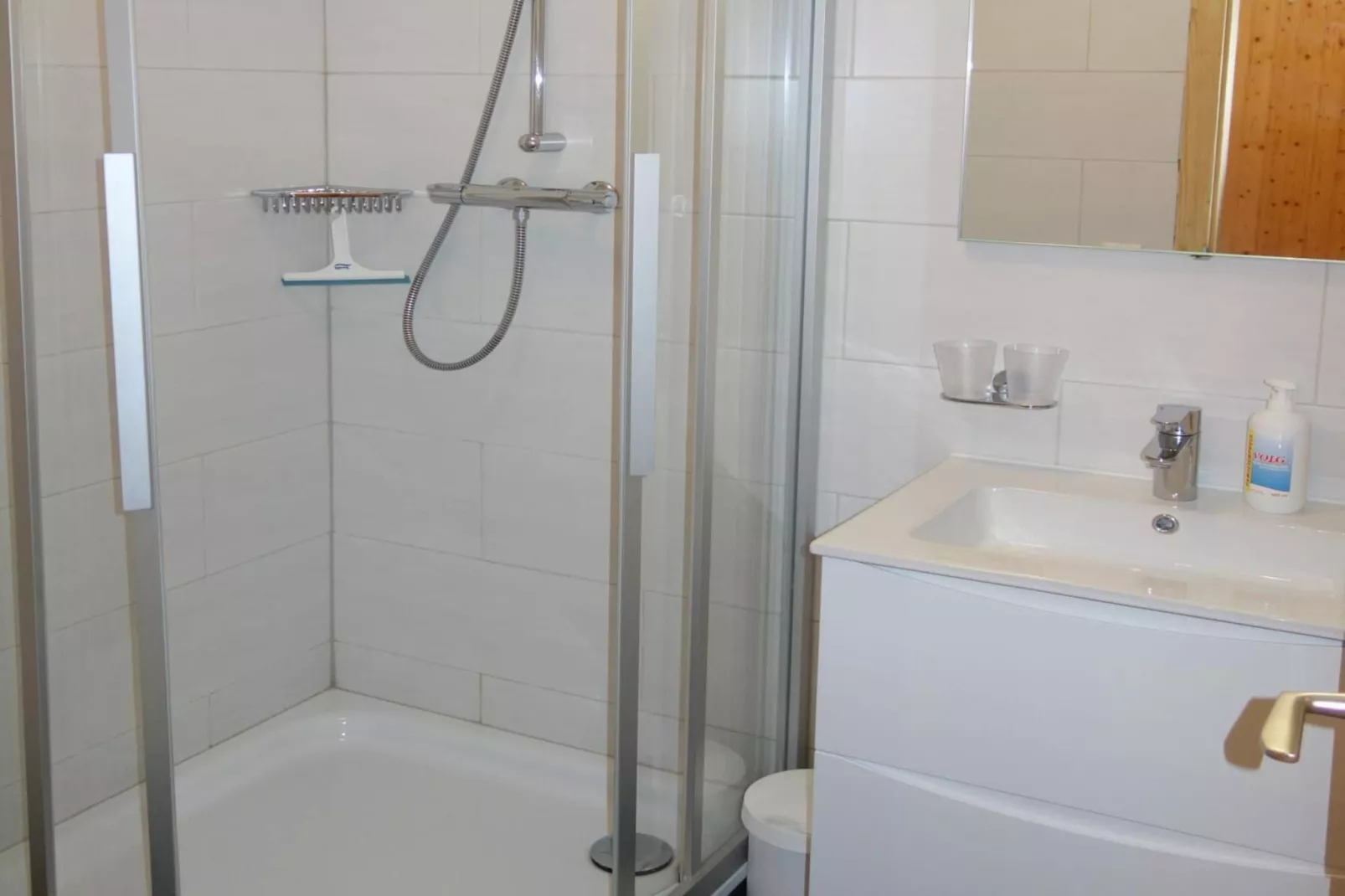 Gentianes G 001 - COSY apartment 6 pers - Badezimmer