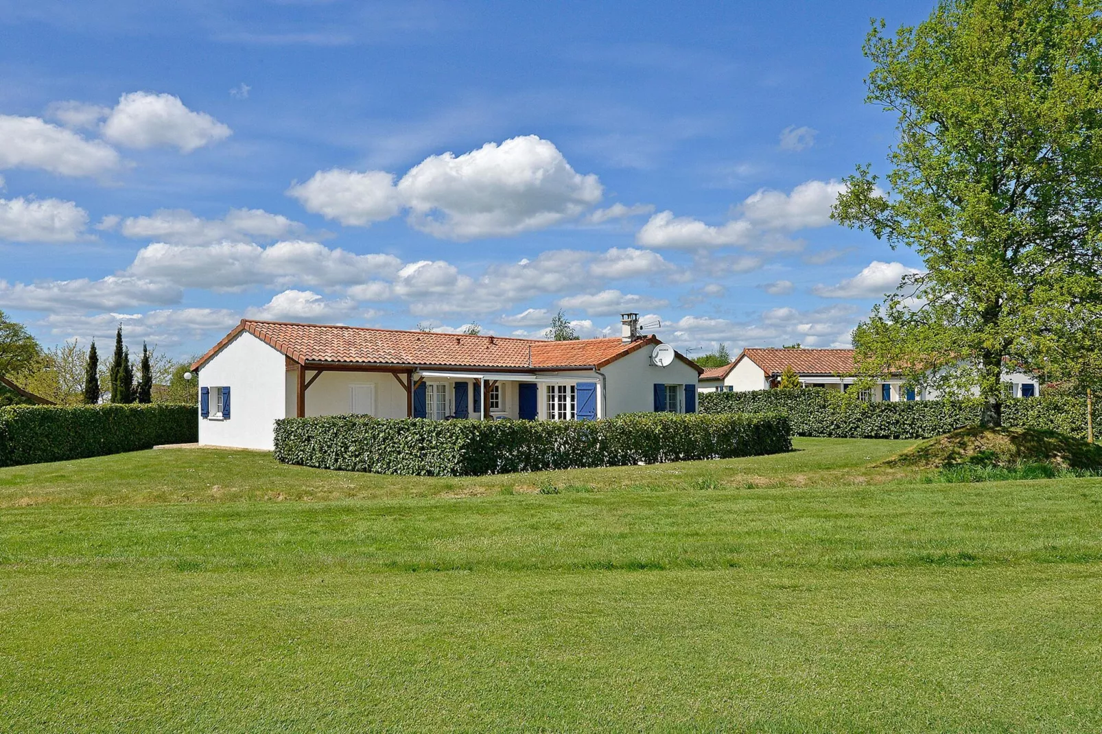 L'Aveneau - Vieille Vigne 2 - Außenbereich Sommer