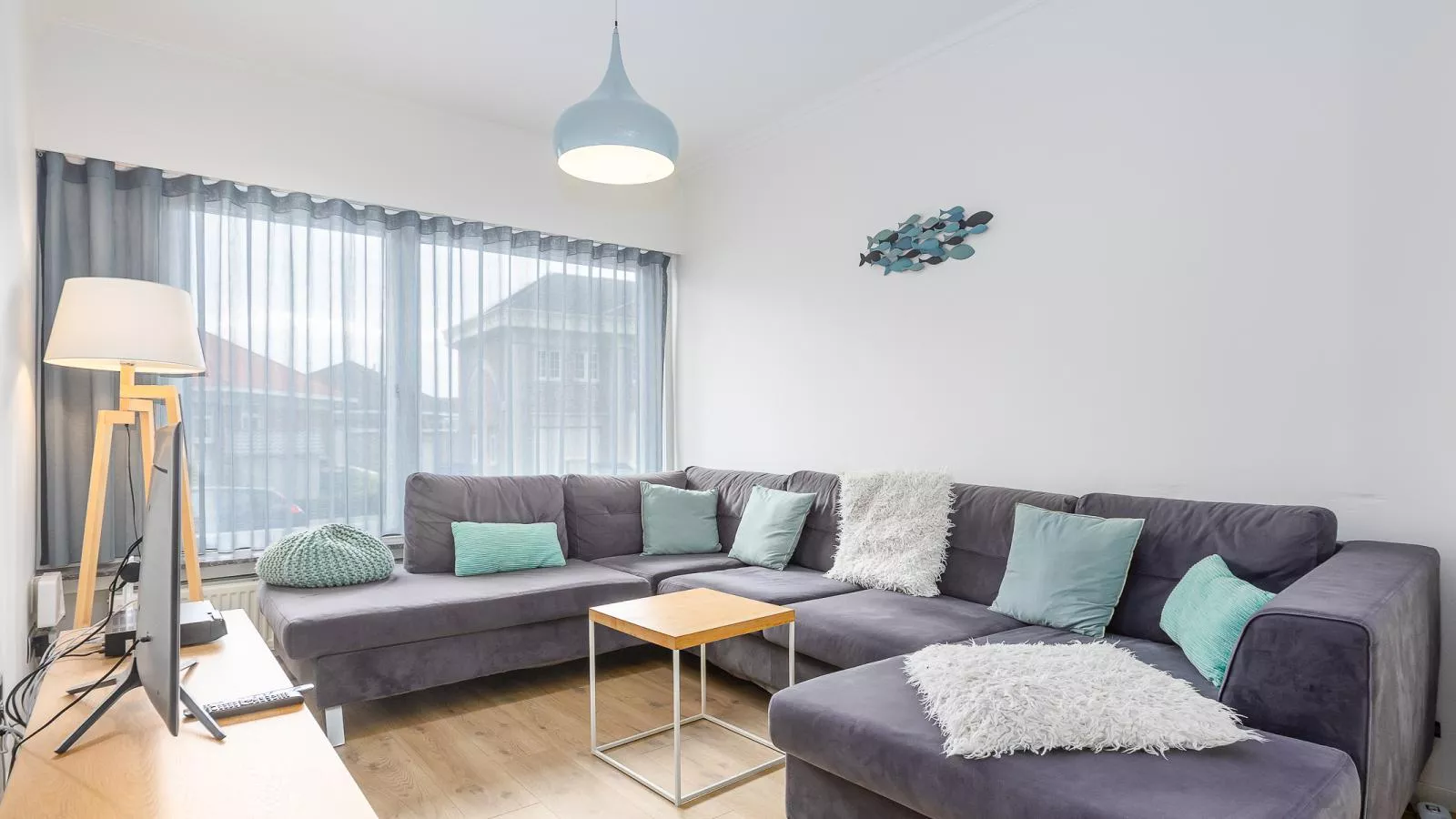 Villa Tamarisk - + box