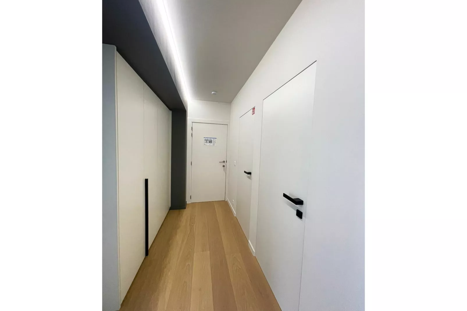 MARTINY 0801 - Landing