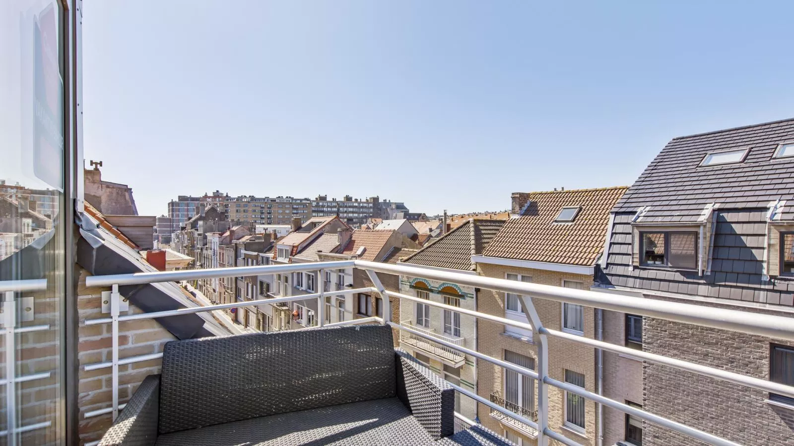 Piazza - 0402 + Parking 4-Terrace balcony