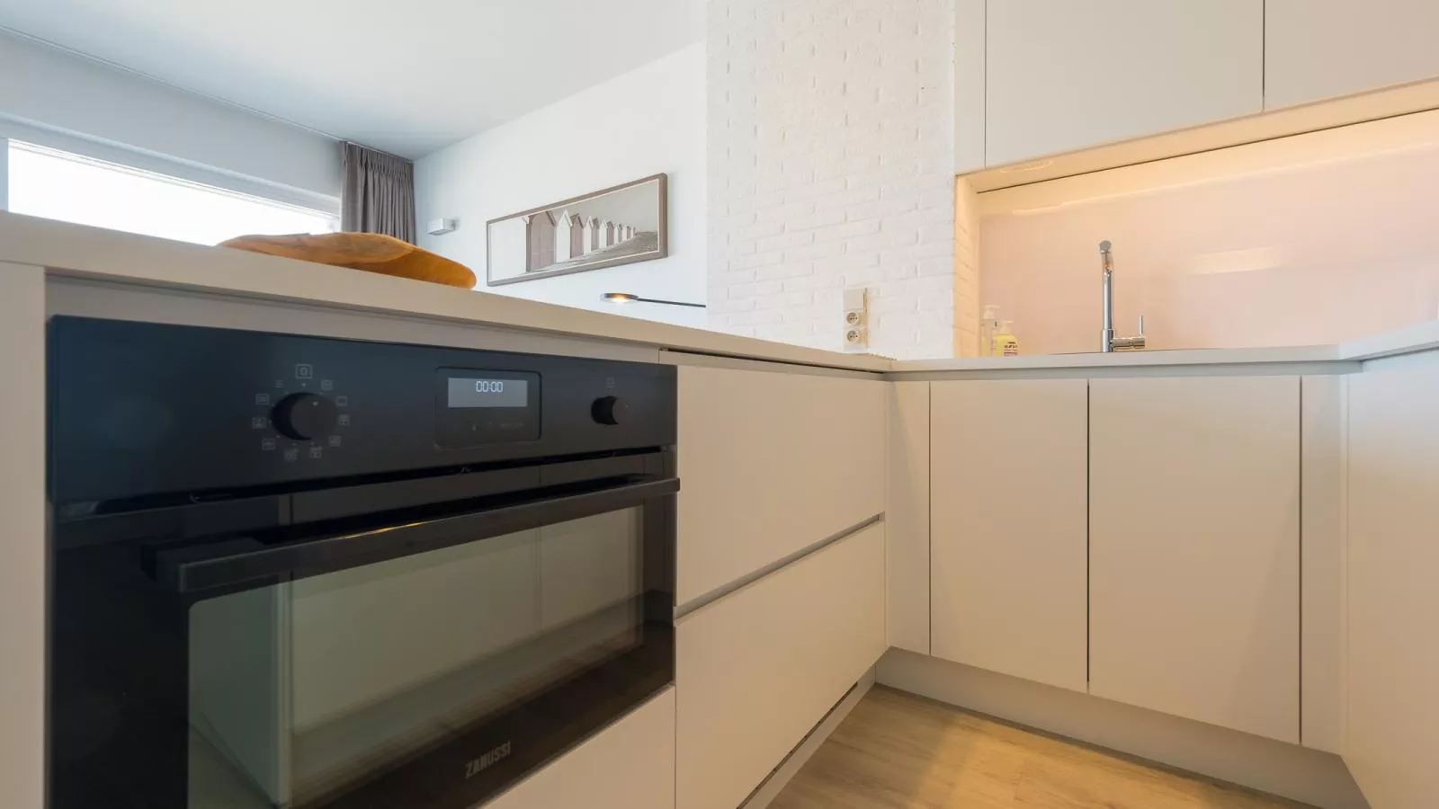 Manager  - 0409 + box 5-Kitchen