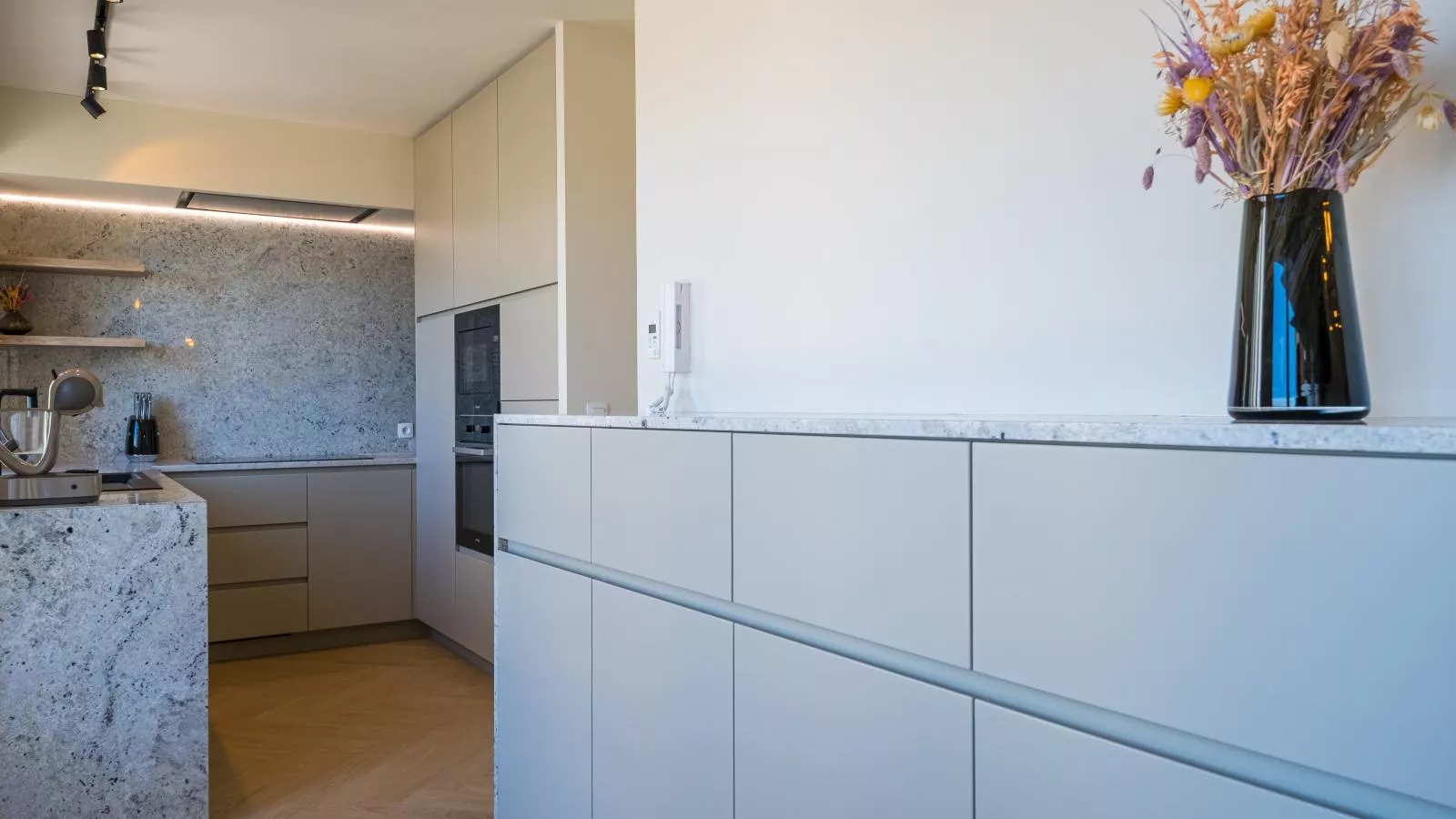 Lakme - 0801 + box 16 (Villa Georges II)-Living room