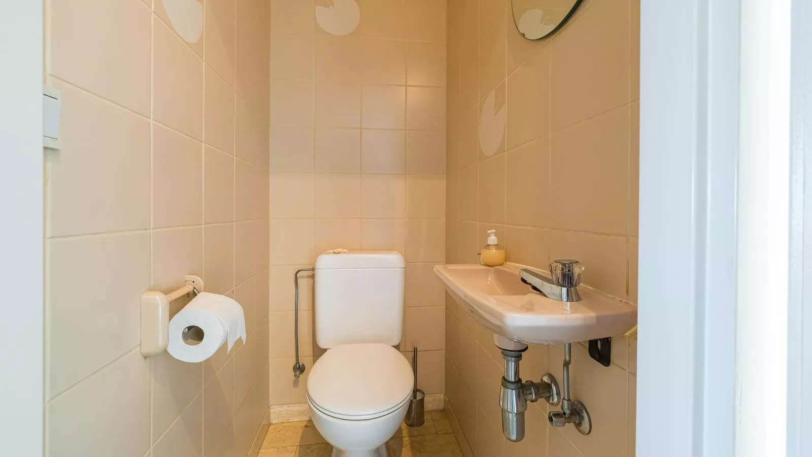 Espace II - 0401 + box 4&5-Intérieur