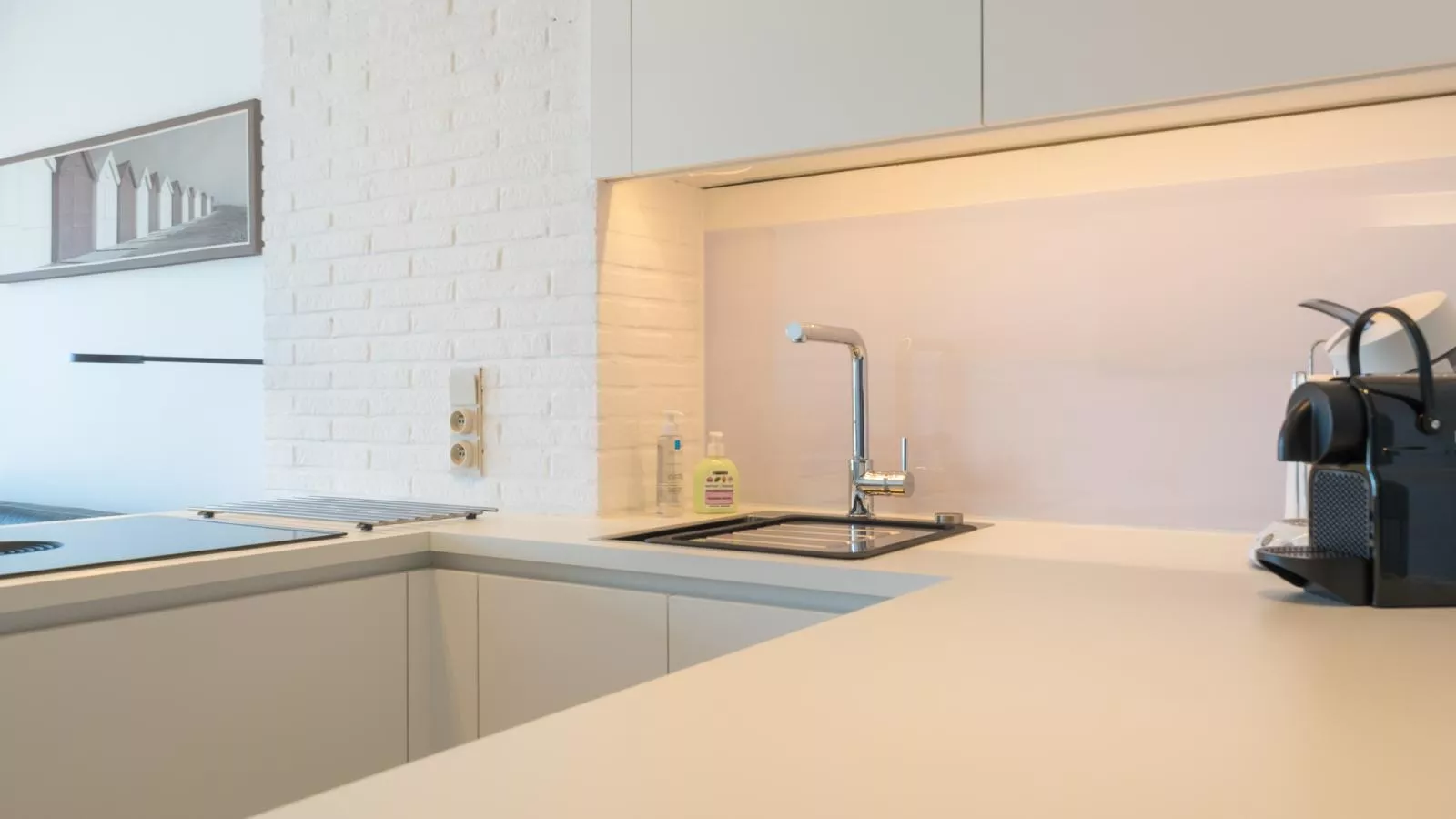 Manager  - 0409 + box 5-Kitchen