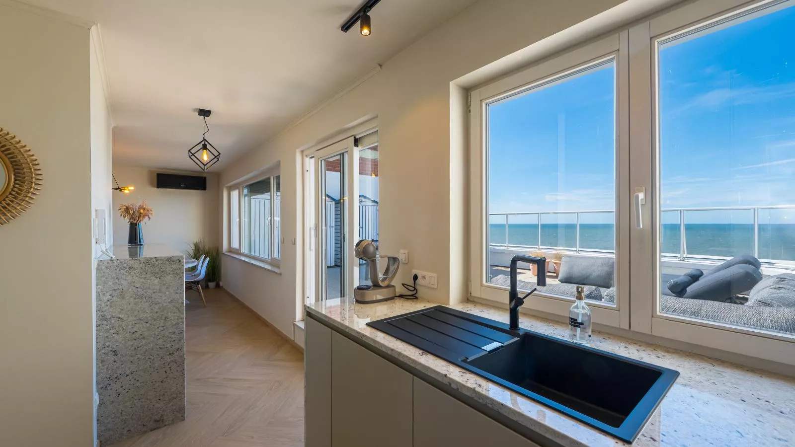 Lakme - 0801 + box 16 (Villa Georges II)-Kitchen