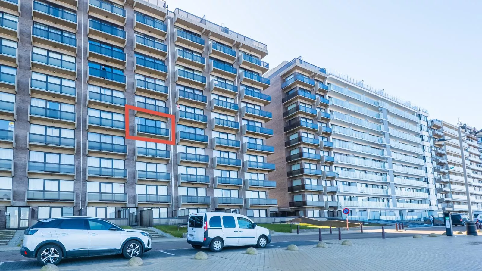 Espace II - 0401 + box 4&5-Extérieur