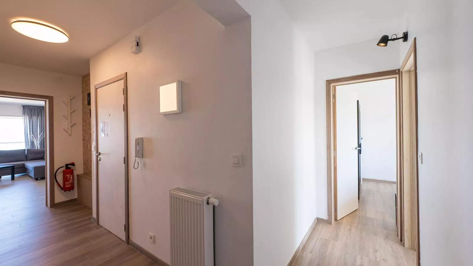 Pearl Beach - 0504 + box 12-Intérieur