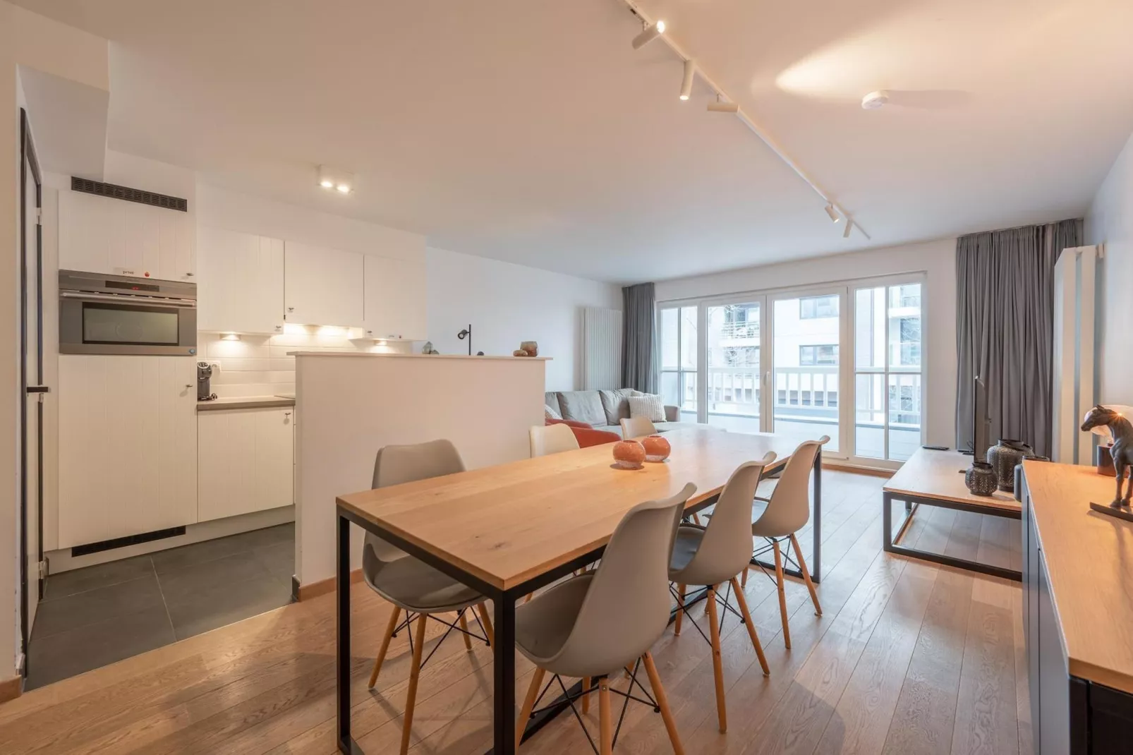 Residentie Prince of Wales-02-Dining room