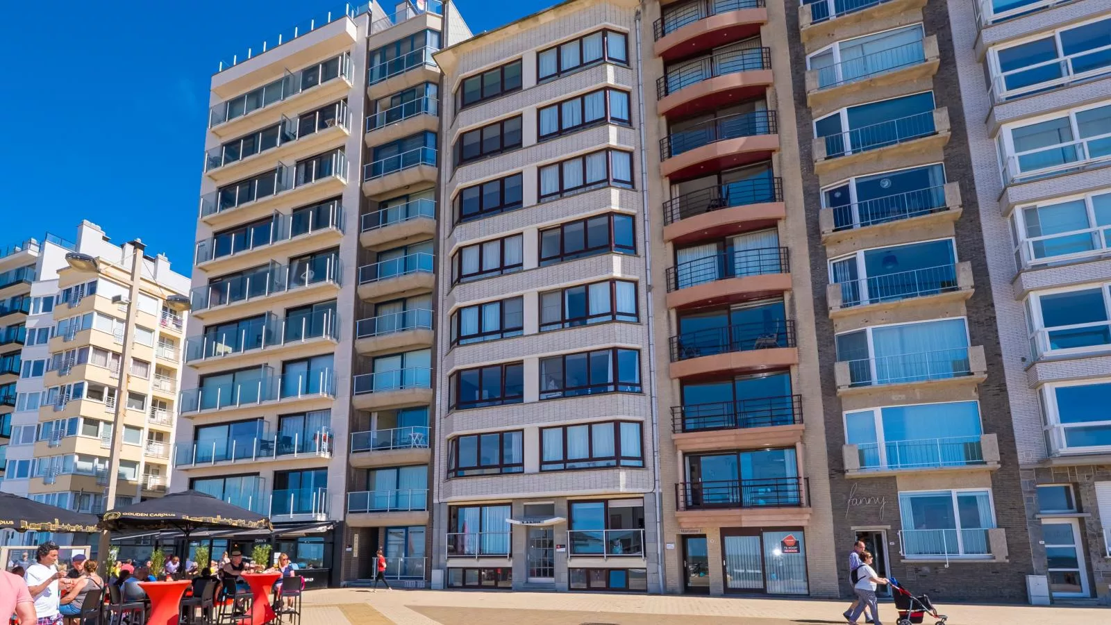 Lakme - 0801 + box 16 (Villa Georges II)-Outdoor