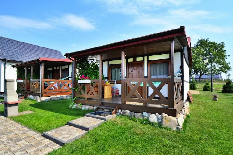 Parterowe domki wakacyjne dla max 3 osób w Bobolinie