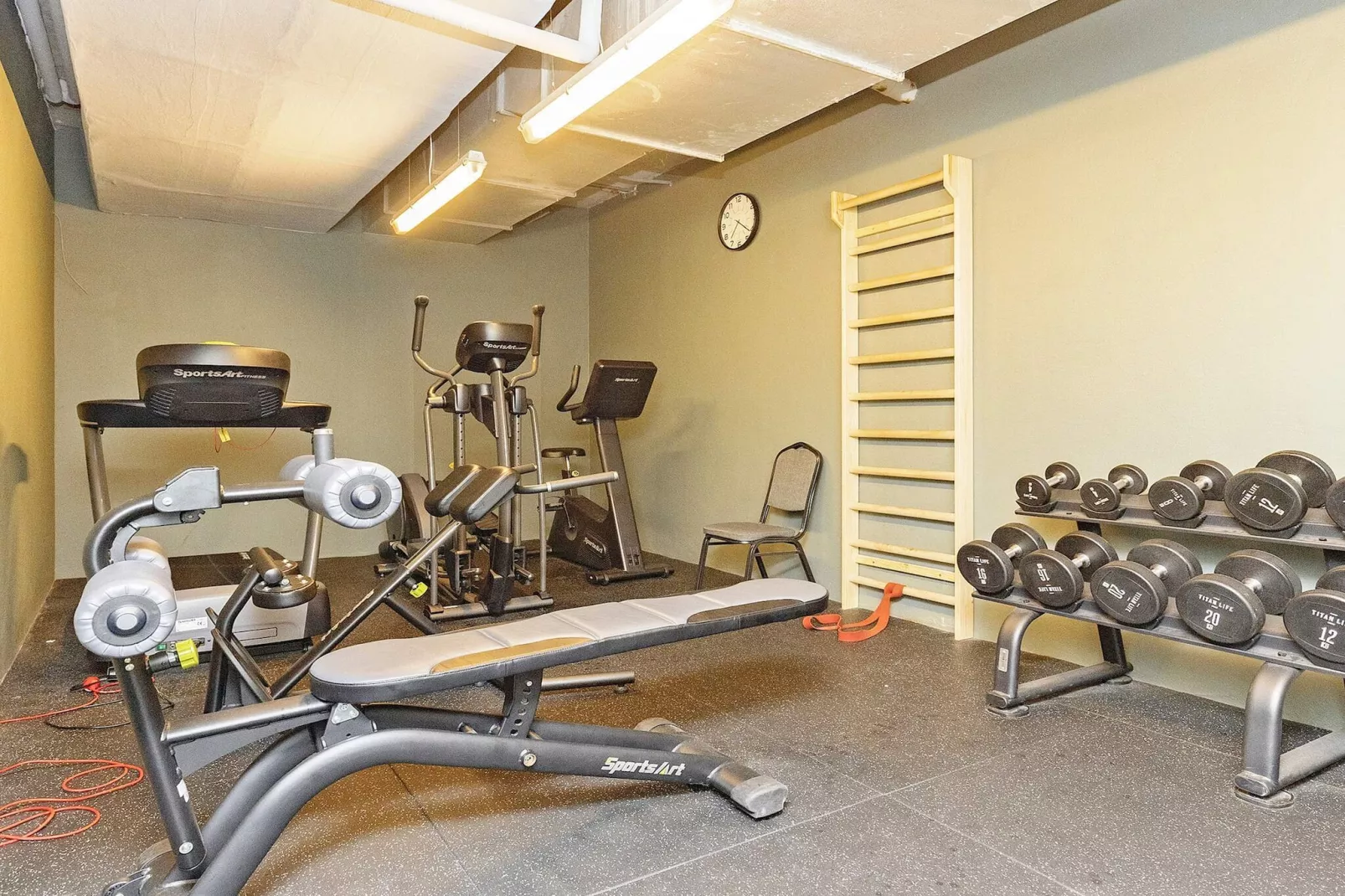 	3 roomPremium-Innenbereich