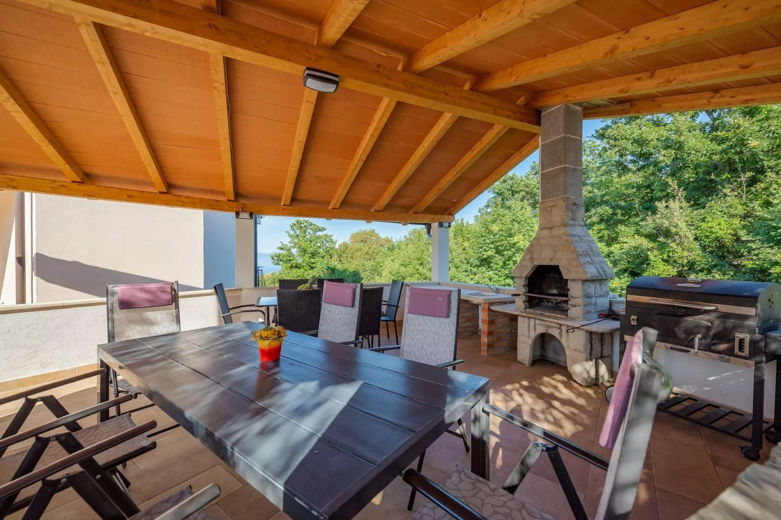 Lara 8 - Shared Pool, Sauna, Jacuzzi - Terrace balcony