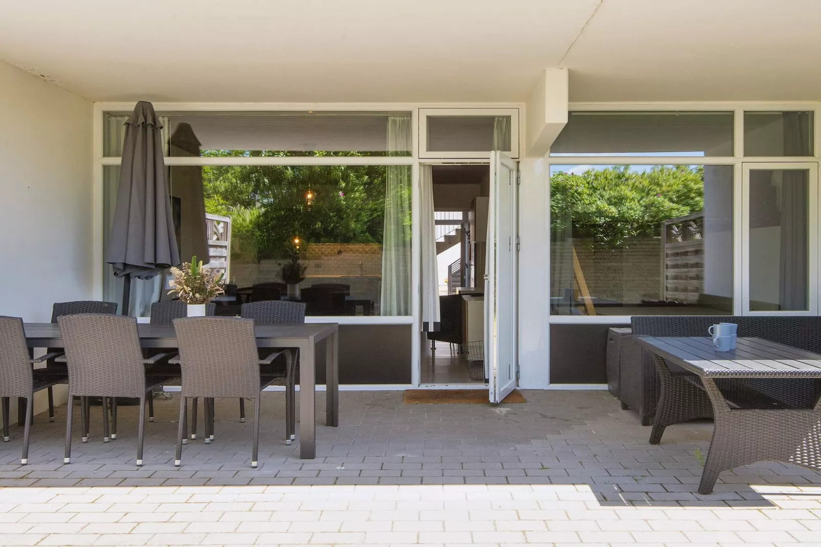 3 roomground floor or 1Premium-Outdoor