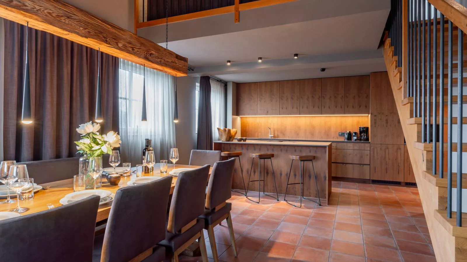 Tauern Suites Mitterwirt TOP 121  122-Esszimmer