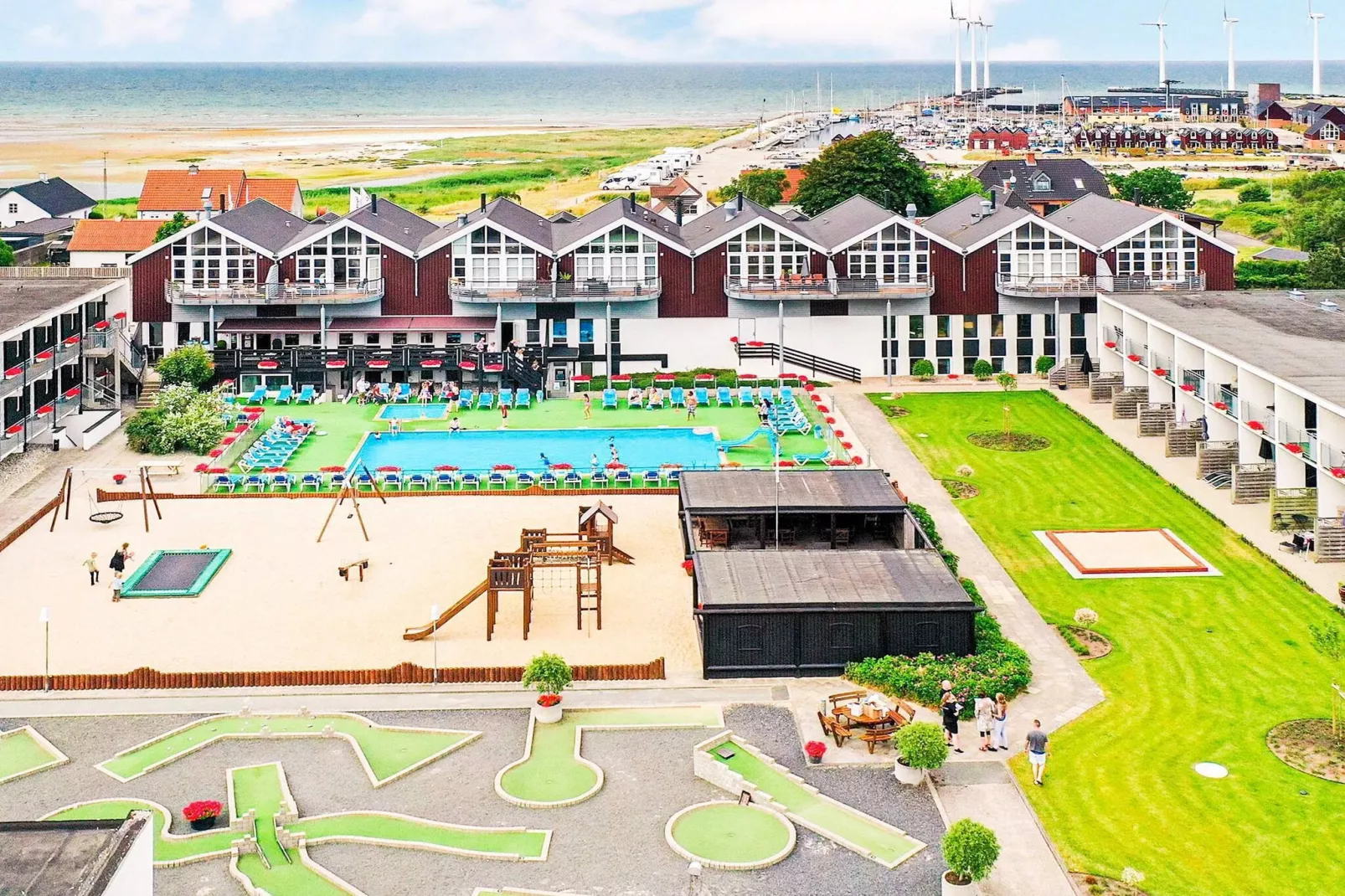 3 roomground floor or 1Premium-Outdoor