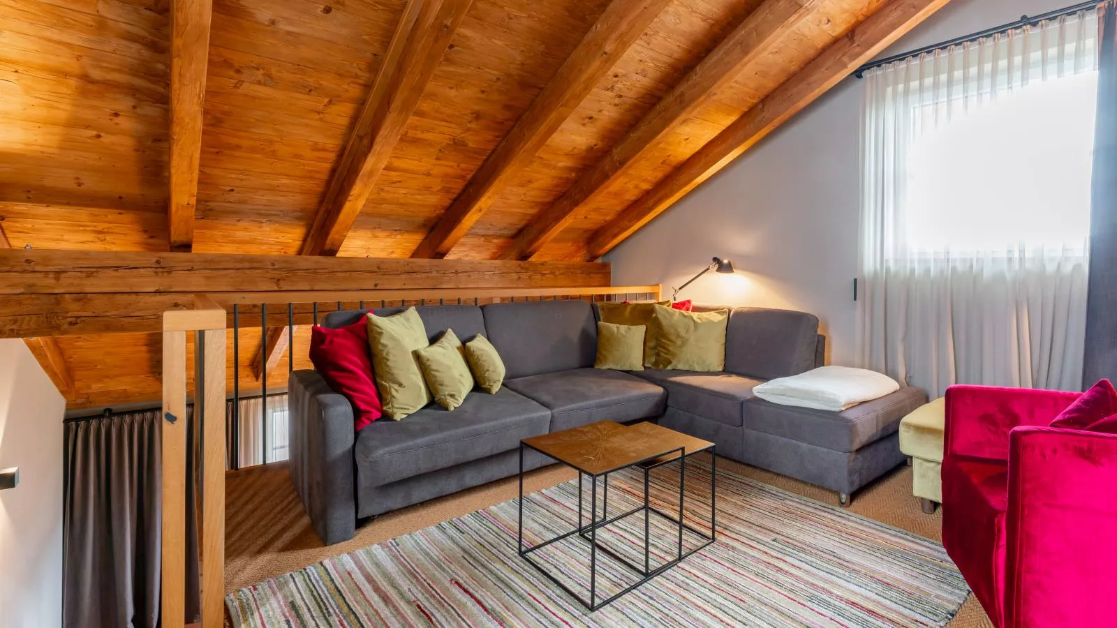 Tauern Suites Mitterwirt TOP 121  122-Wohnzimmer