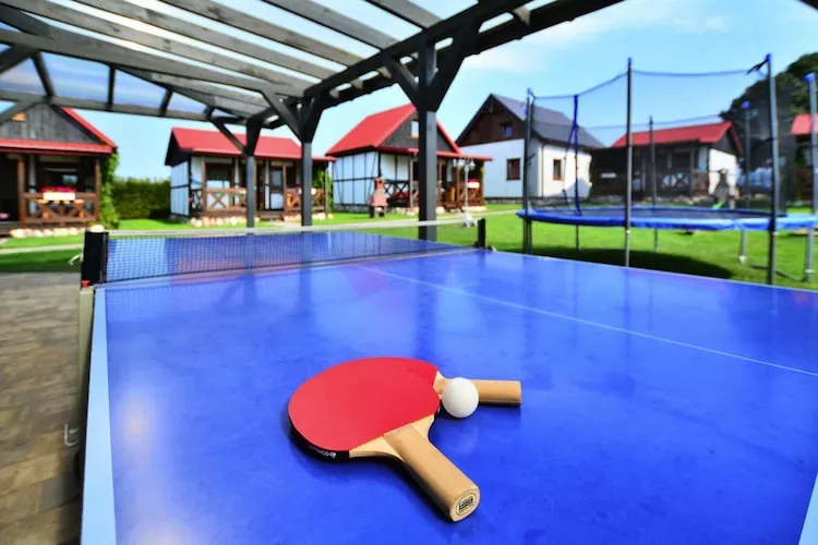 Parterowe domki wakacyjne dla max 4 osób w Bobolinie-Park facilities