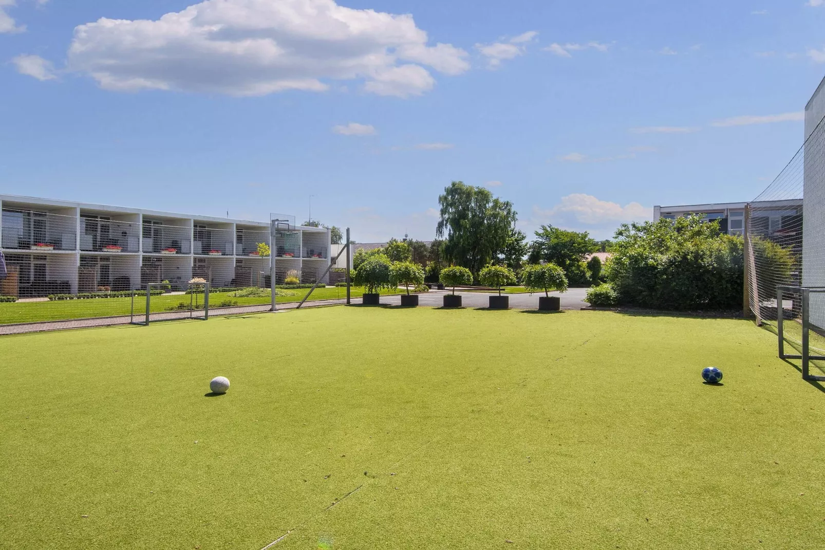 3 roomground floor or 1Premium-Outdoor