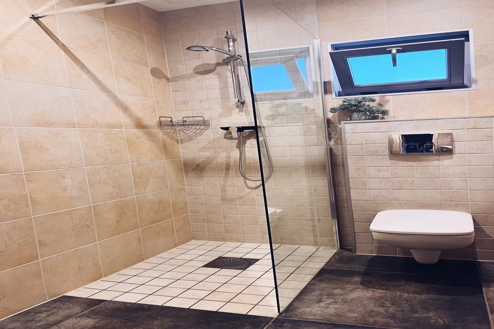 Komfortowe domy wypoczynkowe w Niechorzu Spacerowa 37-Bathroom