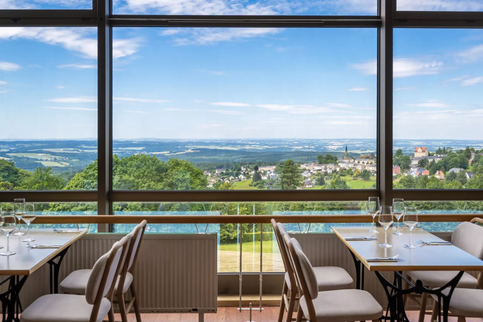 IFA Schöneck Ferienpark - 2 Raum App / AP2 ohne Balkon-Parkeinrichtungen