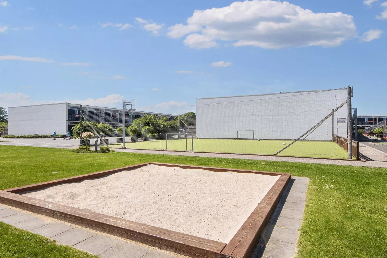 3 roomground floor or 1Premium-Outdoor