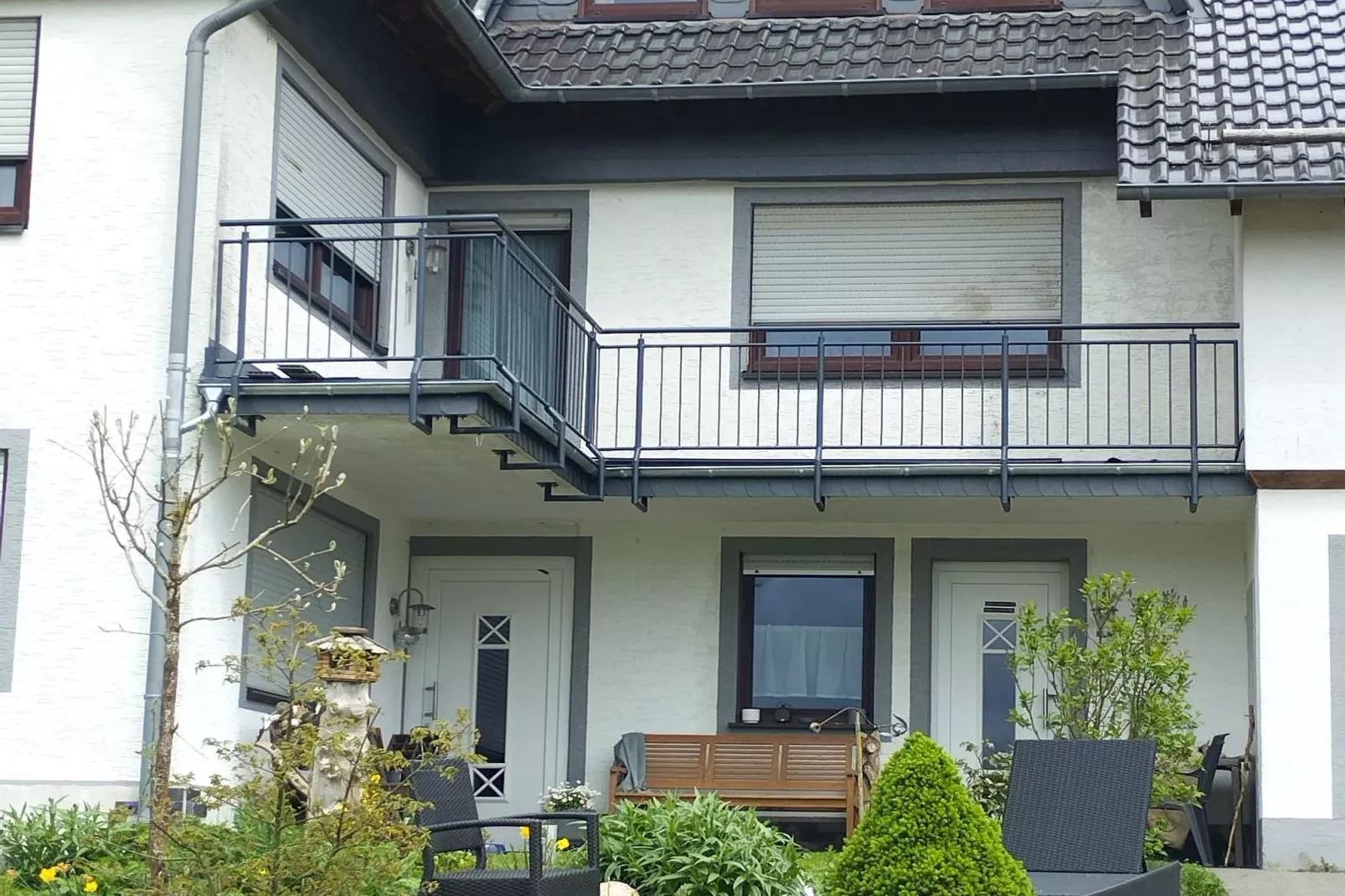 Ferienwohnung Winkel in der Vulkaneifel-Exterior in summer