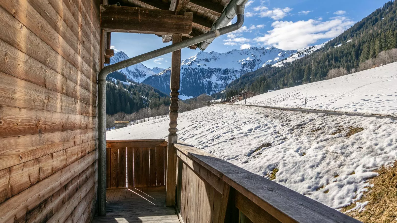 Hacklerhof Top 2 - View in winter