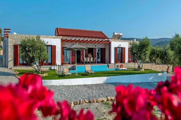 Holiday home, Kyrianna-Villa Kyria, 150 qm-Exterior in summer
