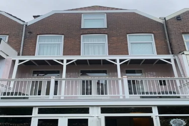 Huize Columbus-Terrasse / balcon