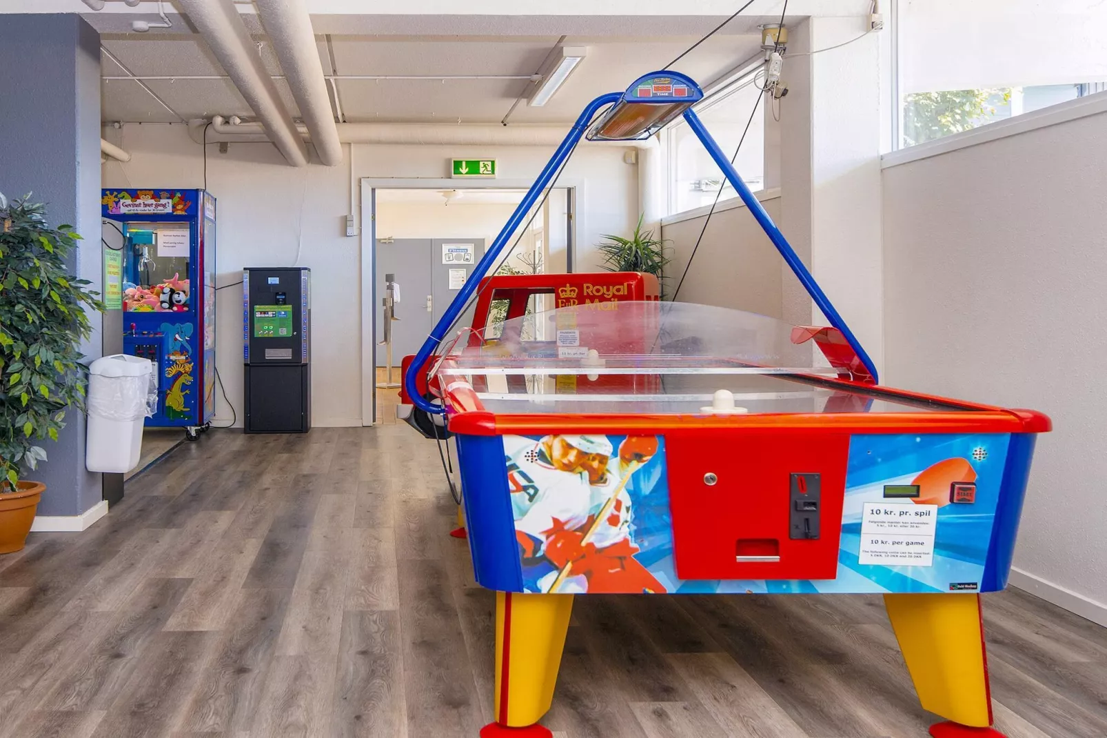 3 roomground floor or 1Premium-Indoor