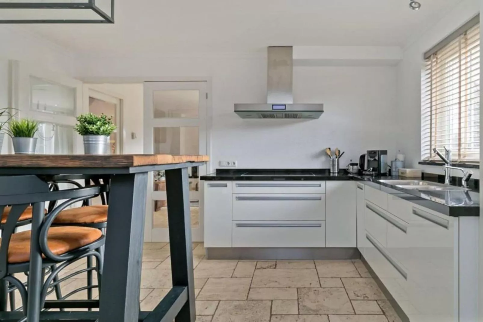 Villa Bosrijk-Kitchen