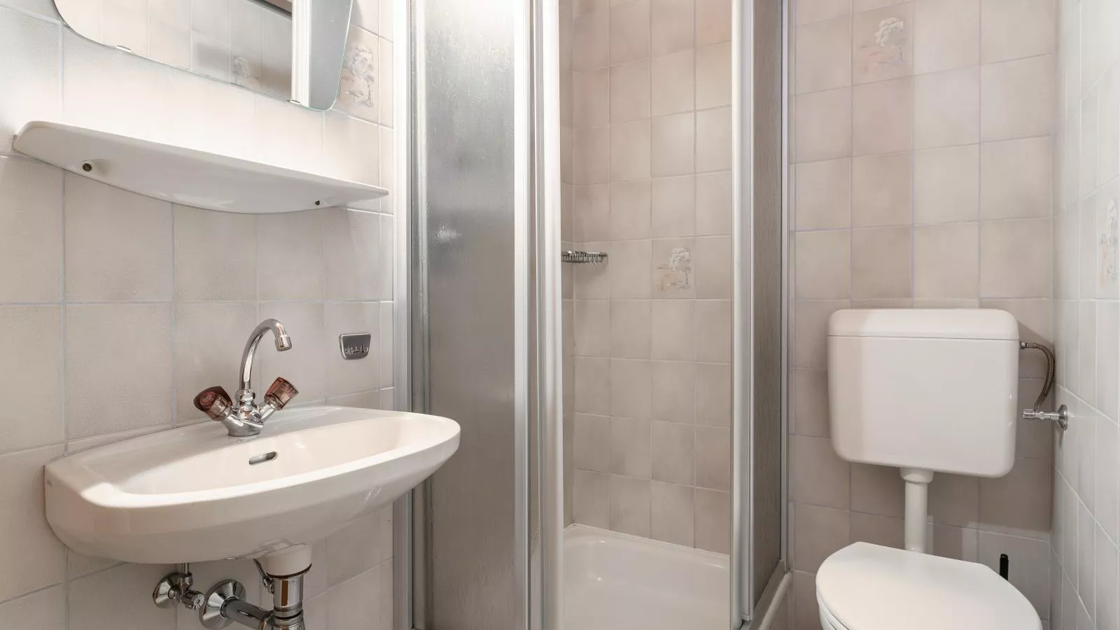 Wiesenglück-Bathroom