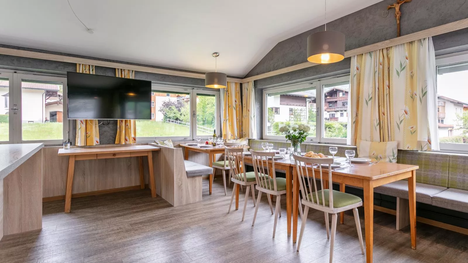 Wiesenglück-Dining room