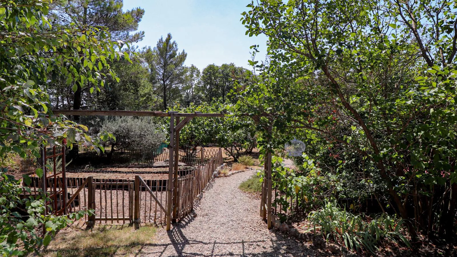 Le Vent D Anges-Garten Sommer