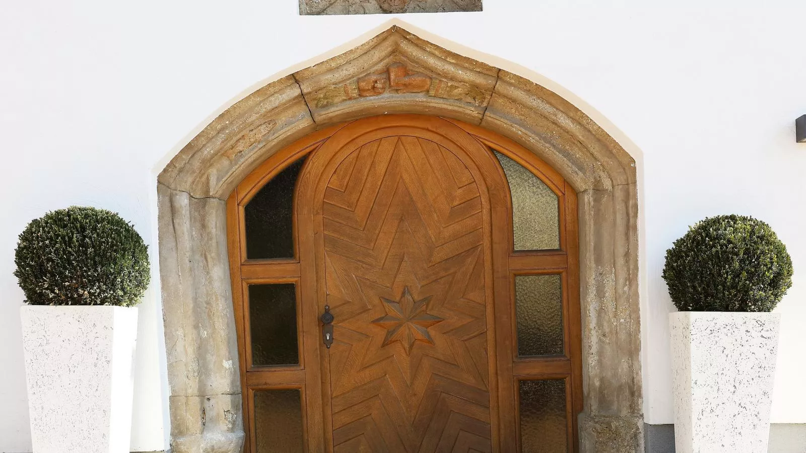 Tauern Suites Mitterwirt TOP 121  122-Empfangshalle