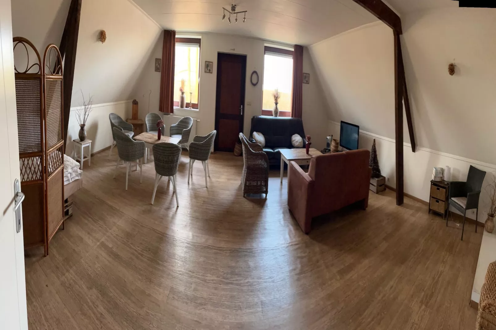 Appartement De Hooizolder-Salon